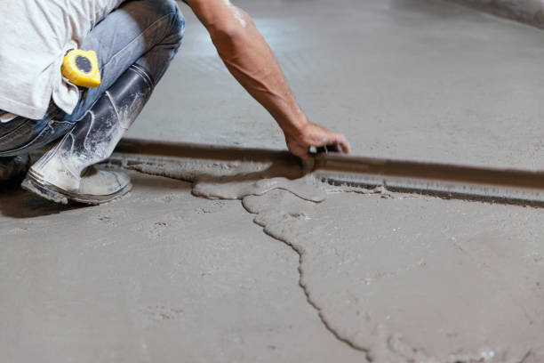 Best Concrete Sealing and Maintenance in Dundee, FL