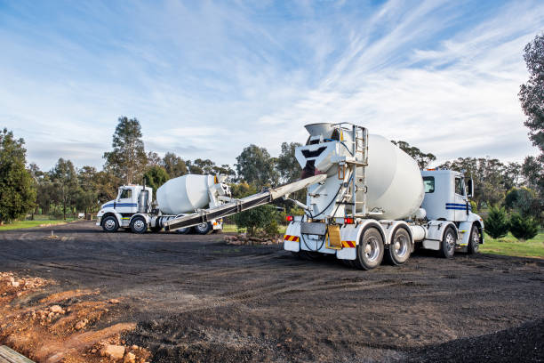 Best Residential Concrete Solutions in Dundee, FL